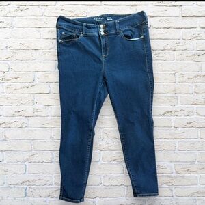 Torrid Jegging Super Soft Jeans Size 16 S